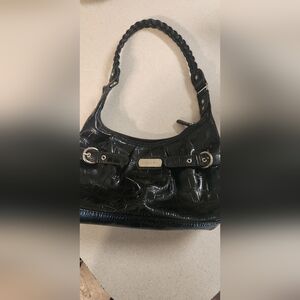 Strada Black Shoulder Bag with Glossy Finish
